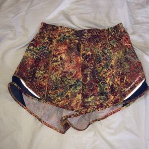 Lululemon Seawheeze 2019 RARE Hotty Hot Short